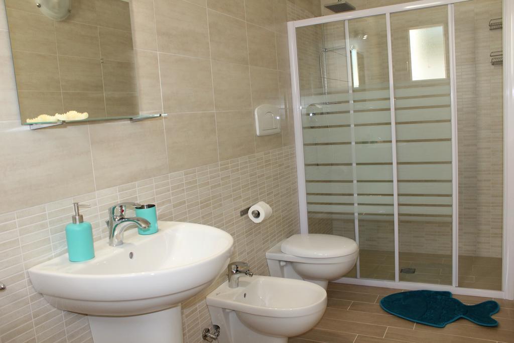 Due Passi Dal Mare Bed & Breakfast Torricella  Exterior foto