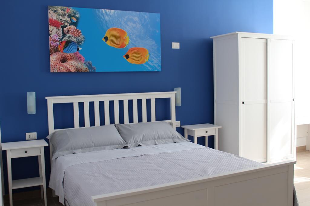 Due Passi Dal Mare Bed & Breakfast Torricella  Exterior foto