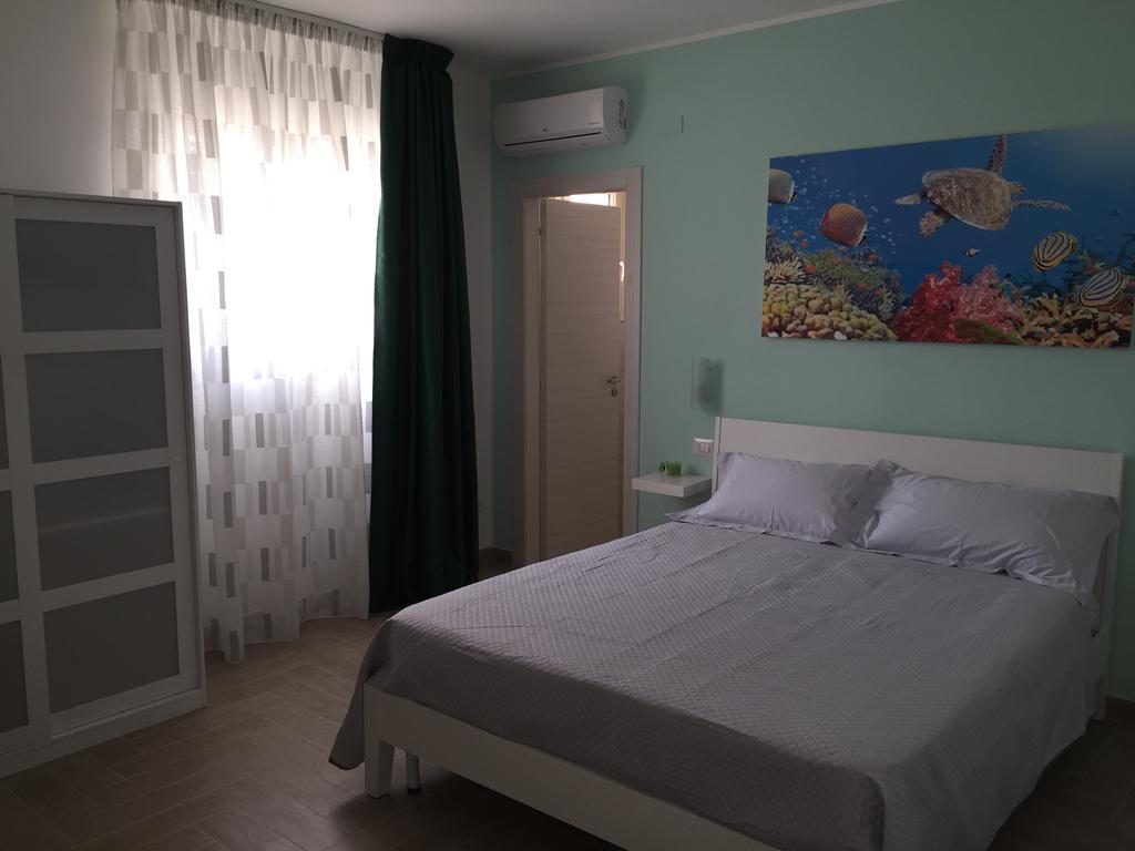 Due Passi Dal Mare Bed & Breakfast Torricella  Exterior foto