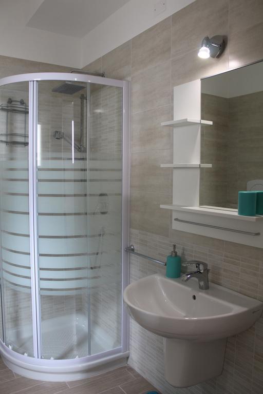 Due Passi Dal Mare Bed & Breakfast Torricella  Exterior foto
