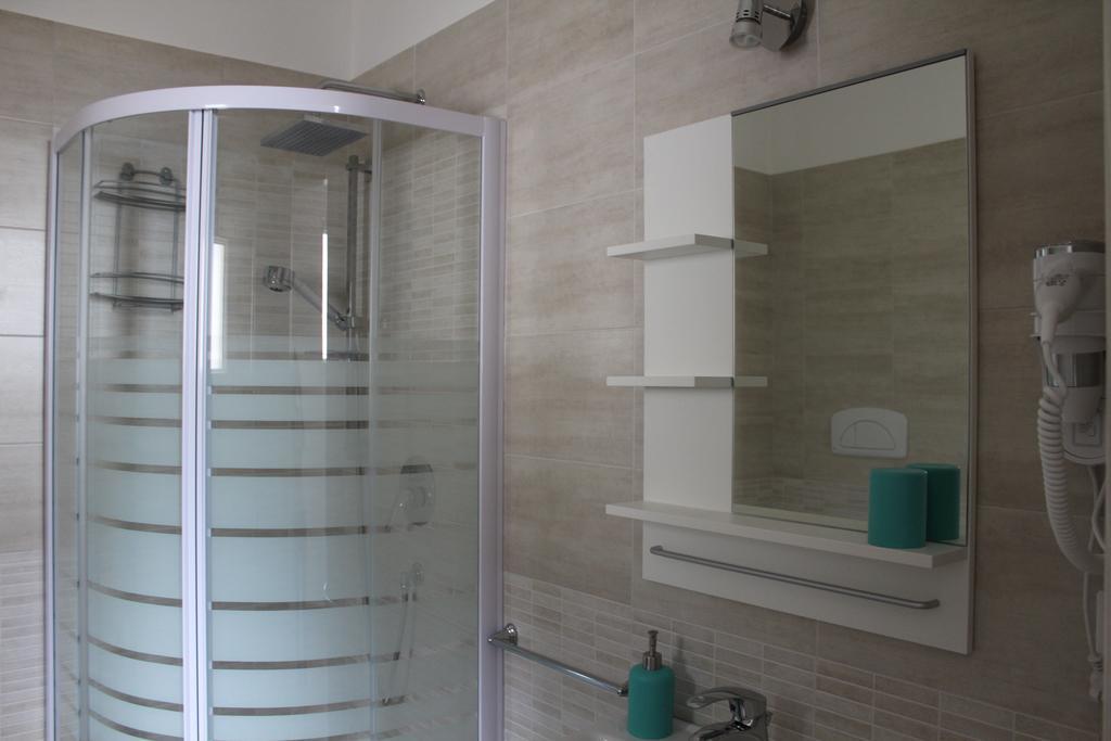 Due Passi Dal Mare Bed & Breakfast Torricella  Exterior foto