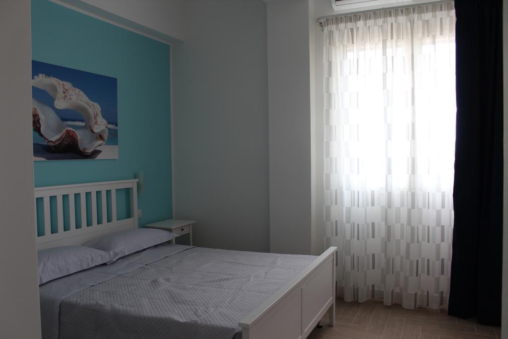 Due Passi Dal Mare Bed & Breakfast Torricella  Exterior foto